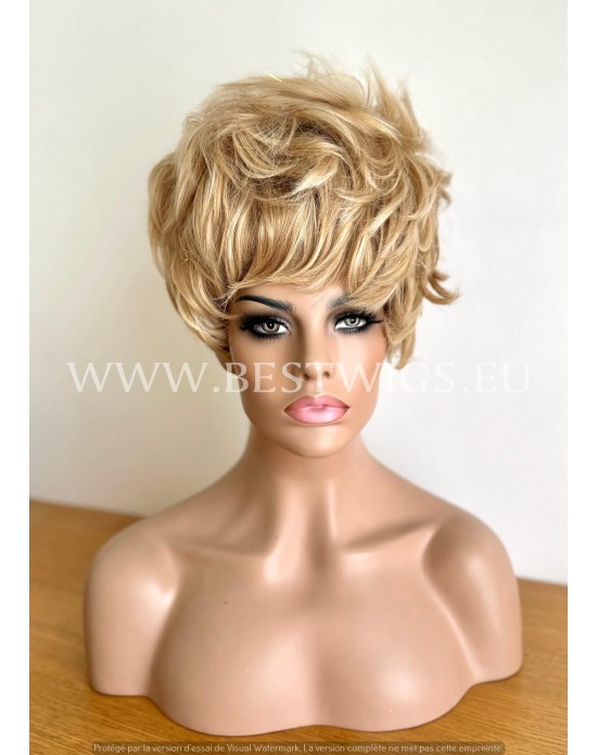 Machine Made Blonde Synthetic Wig With Bangs